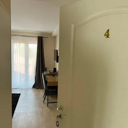 Pineta Affittacamere 3*